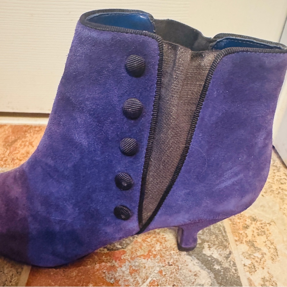 Purple Suede Kitten Heels Pointed Toe Ankle Boots! - Picture 5 of 15